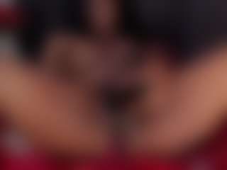 Live cam show with Reina - Ebony on Uber Horny | colombia