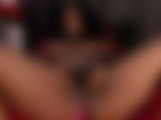 Live cam show with Reina - Tease on Milfs Live