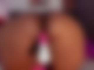 Reina's Live Sex Cam Show