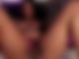 Reina's Live Sex Cam Show