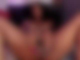 Live cam show with Reina - Ass Clapping on AdultVida.com