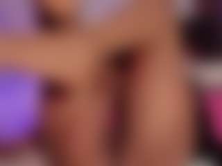 Reina's Live Sex Cam Show