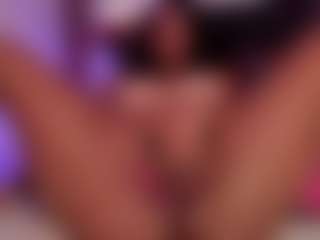 Reina's Live Sex Cam Show