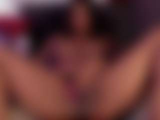 Reina's Live Sex Cam Show