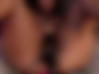 Reina's Live Sex Cam Show