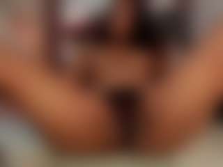 Reina's Live Sex Cam Show