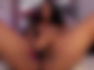 Reina's Live Sex Cam Show