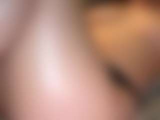 youngbrunette's Live Sex Cam Show