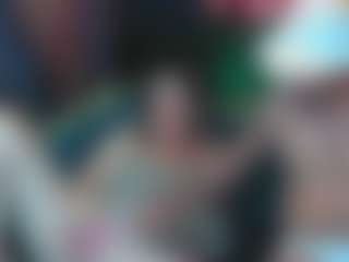 Live cam show with JadeandDamon - Average on AdultVida.com