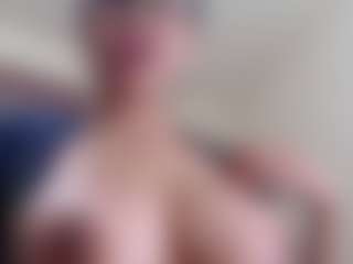 Milfcamila's Live Sex Cam Show