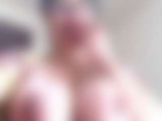 Milfcamila's Live Sex Cam Show
