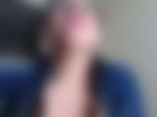 Live cam show with Milfcamila - Big Tits MILF on Dolls Live