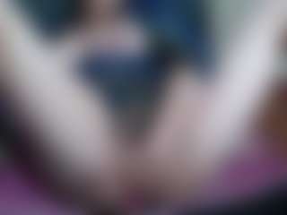 Milfcamila's Live Sex Cam Show
