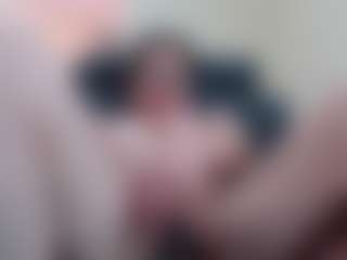 Milfcamila's Live Sex Cam Show