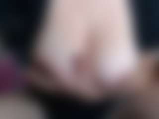 Milfcamila's Live Sex Cam Show