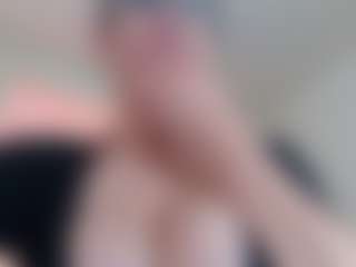 Milfcamila's Live Sex Cam Show
