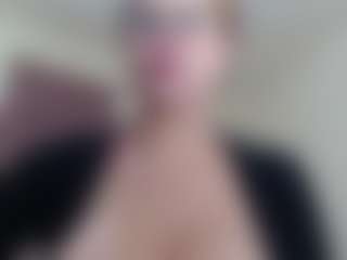 Live cam show with Milfcamila - Toys Middle Aged on https://playwithruby.com