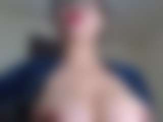 Milfcamila's Live Sex Cam Show