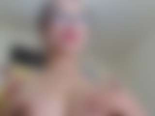 Milfcamila's Live Sex Cam Show