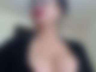 Milfcamila's Live Sex Cam Show