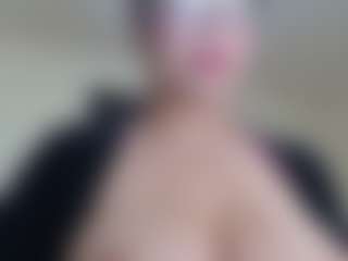 Live cam show with Milfcamila - Thick on Pornisteam.com