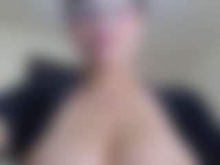 Live cam show with Milfcamila - BBW Middle Aged on friskycurves.com