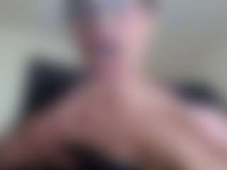 Milfcamila's Live Sex Cam Show