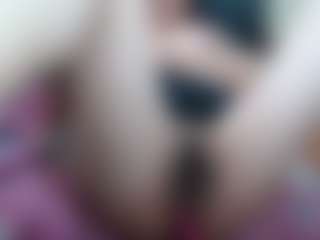 Milfcamila's Live Sex Cam Show