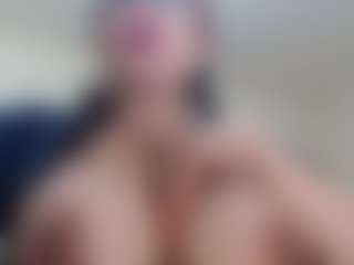 Milfcamila's Live Sex Cam Show