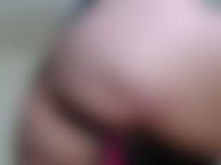 Milfcamila's Live Sex Cam Show