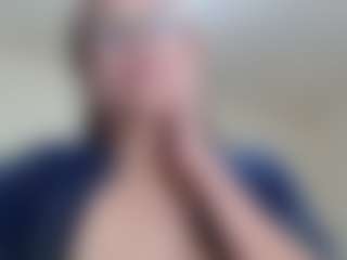 Milfcamila's Live Sex Cam Show