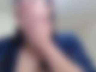 Milfcamila's Live Sex Cam Show