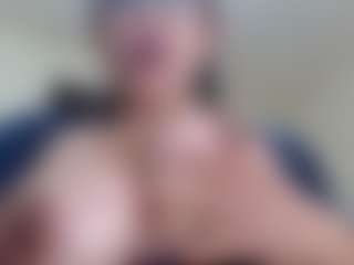 Milfcamila's Live Sex Cam Show