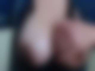 Milfcamila's Live Sex Cam Show