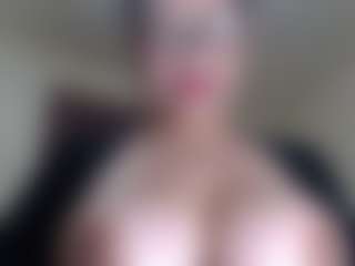 Live cam show with Milfcamila - Spanish Mature on Camsoda | colombia