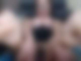 Milfcamila's Live Sex Cam Show
