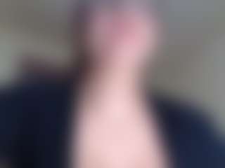 Milfcamila's Live Sex Cam Show