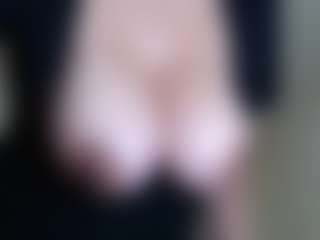 Milfcamila's Live Sex Cam Show