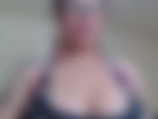 Milfcamila's Live Sex Cam Show