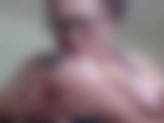 Milfcamila's Live Sex Cam Show