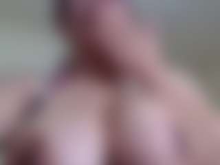Milfcamila's Live Sex Cam Show