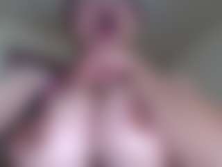 Live cam show with Milfcamila - Angel on Milfs Live