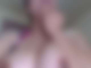 Milfcamila's Live Sex Cam Show