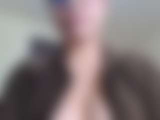 Milfcamila's Live Sex Cam Show