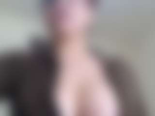 Milfcamila's Live Sex Cam Show