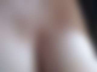 Milfcamila's Live Sex Cam Show
