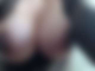 Milfcamila's Live Sex Cam Show