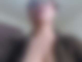 Milfcamila's Live Sex Cam Show
