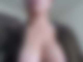 Milfcamila's Live Sex Cam Show