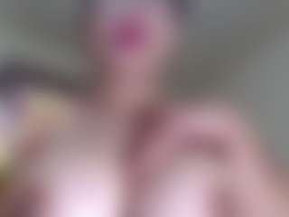 Milfcamila's Live Sex Cam Show